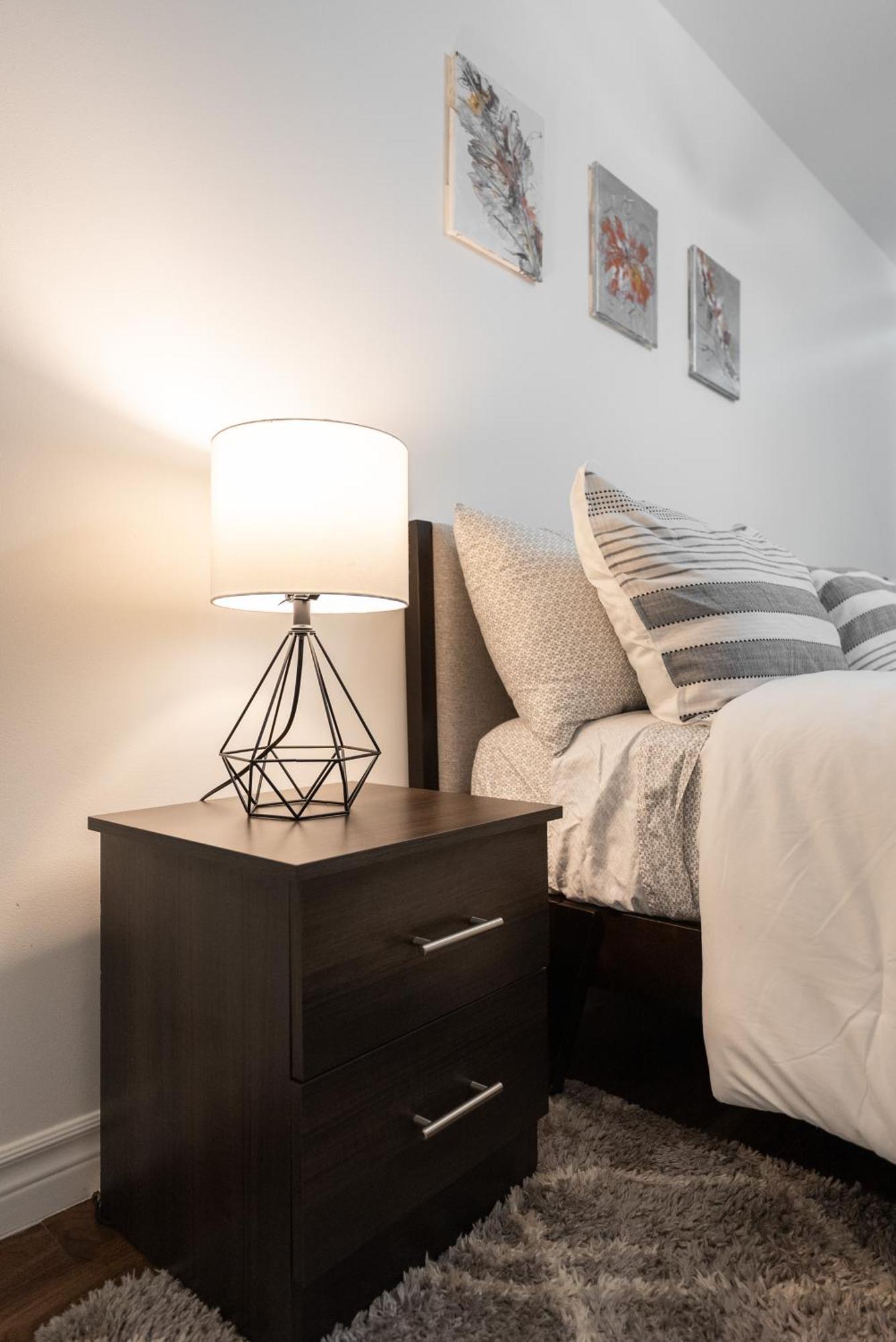 Comfortable Spacious House With Parking Brossard Exterior photo